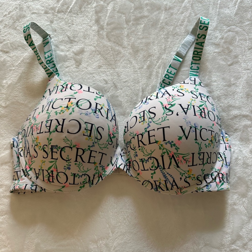 Victoria's Secret White t-shirt Bra with Colorful Lettering